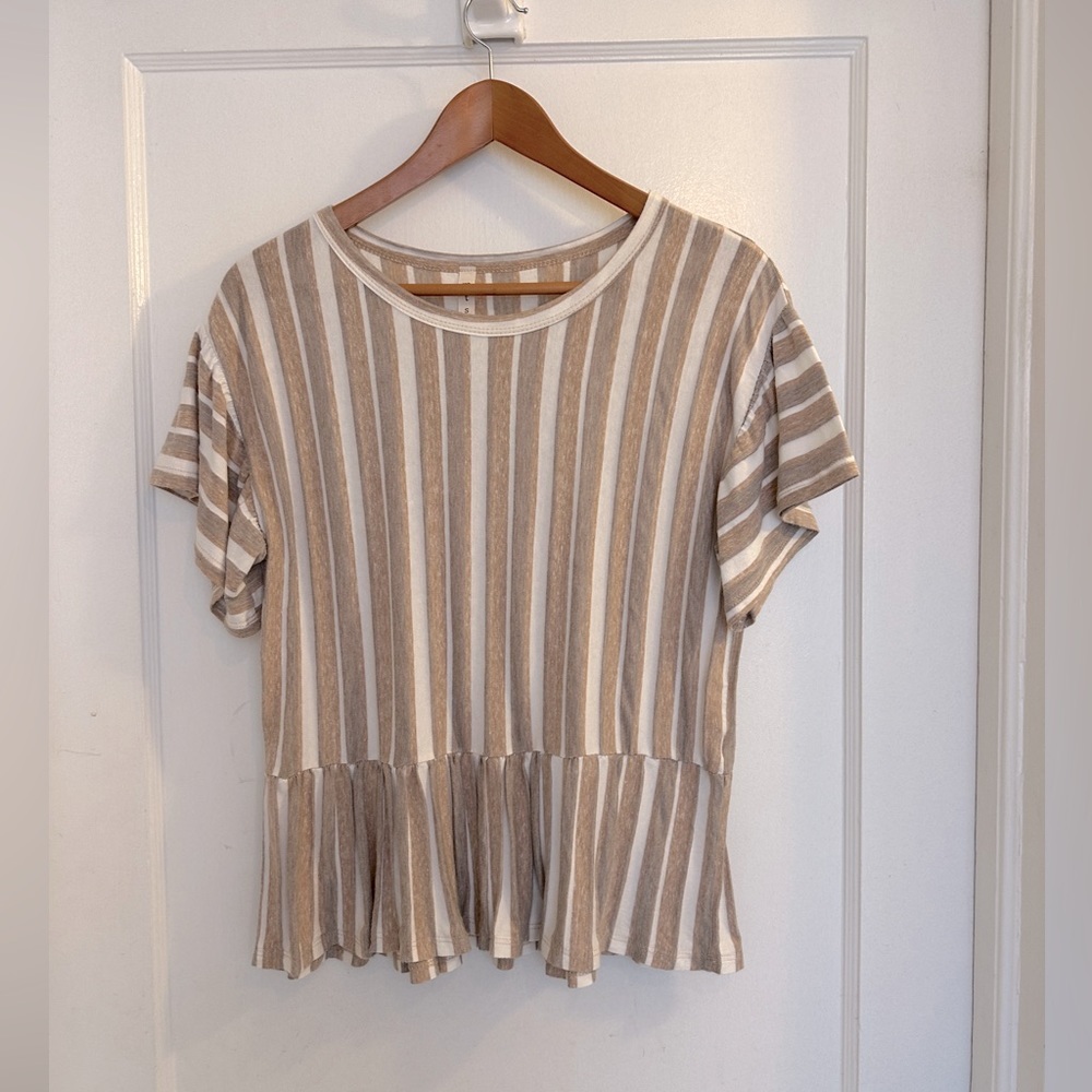 neutral striped top, short sleeves, pleated ruffle bottom of shirt, size S